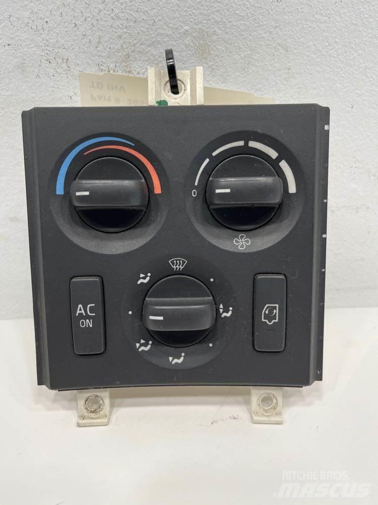 Volvo VNM Lys - Elektronikk