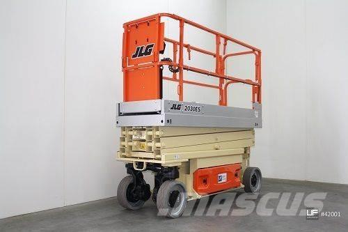 JLG 2030 ES Sakselifter