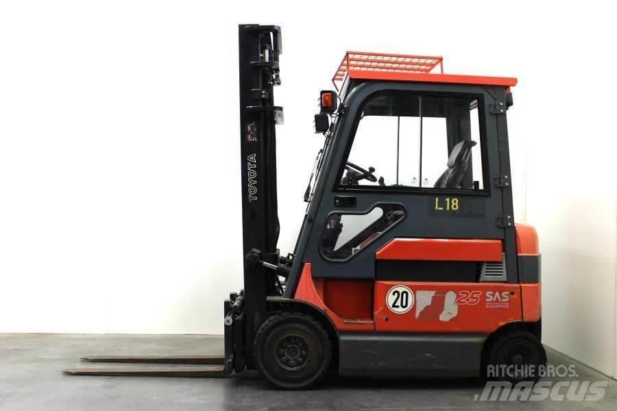 Toyota 7FBM25 Elektriske trucker