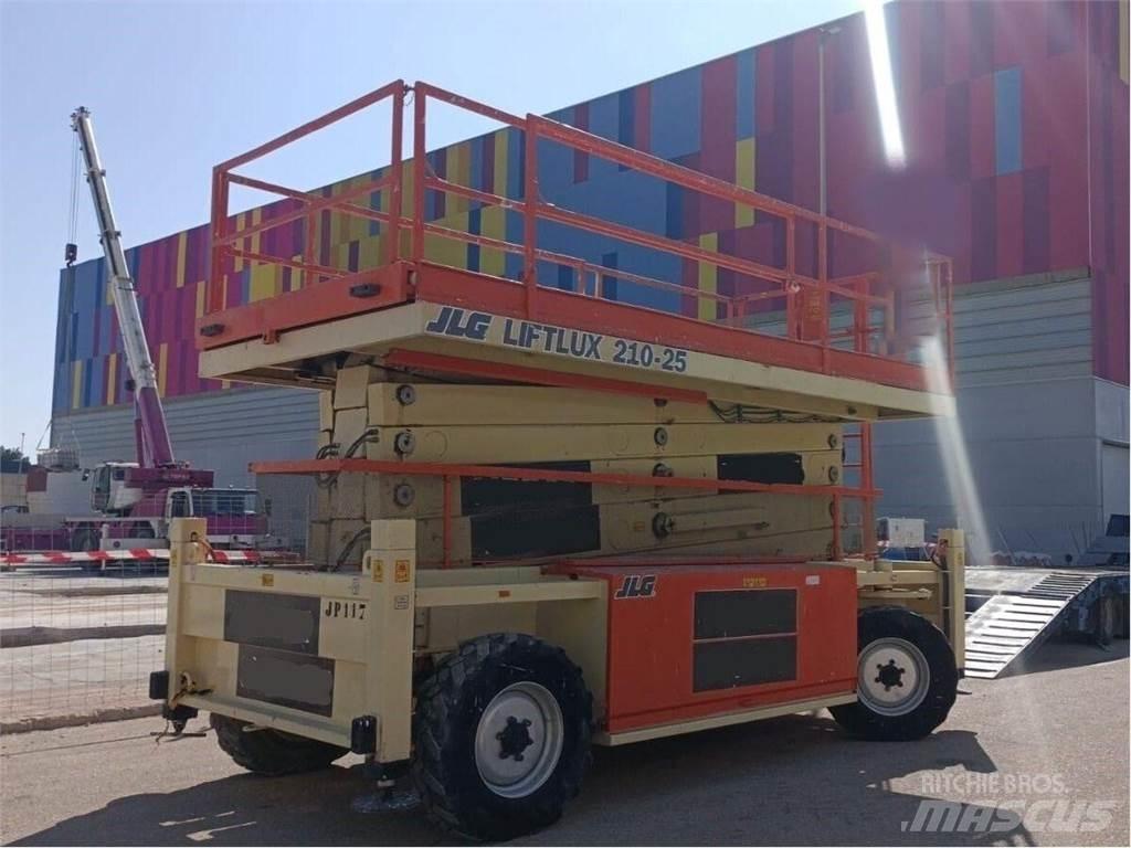JLG 210-25 Sakselifter
