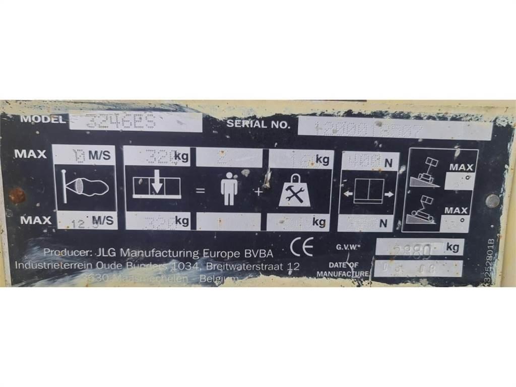 JLG 3246ES Sakselifter