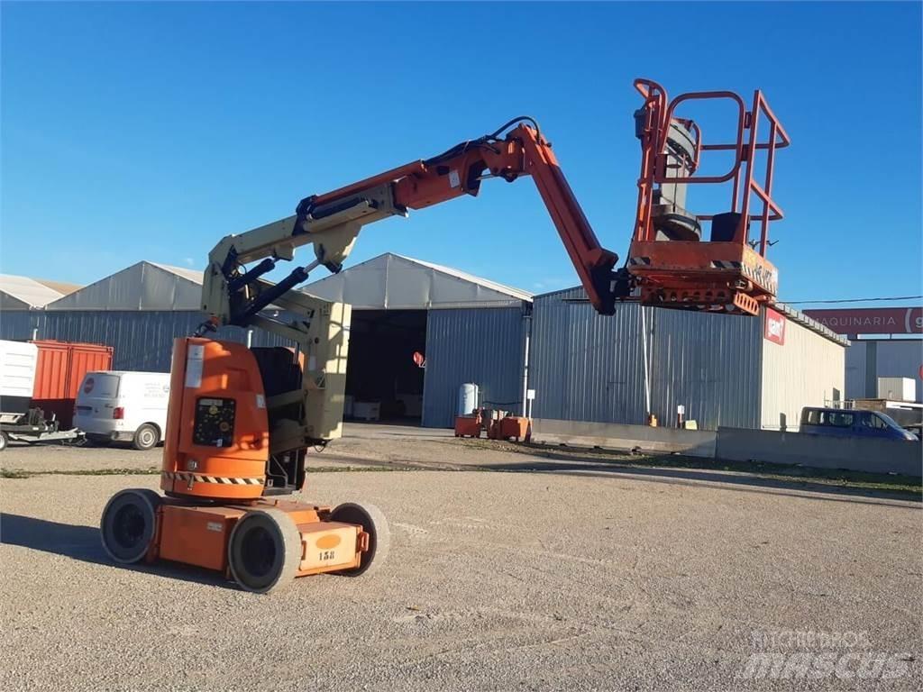 JLG E300AJP Leddede bomlifter