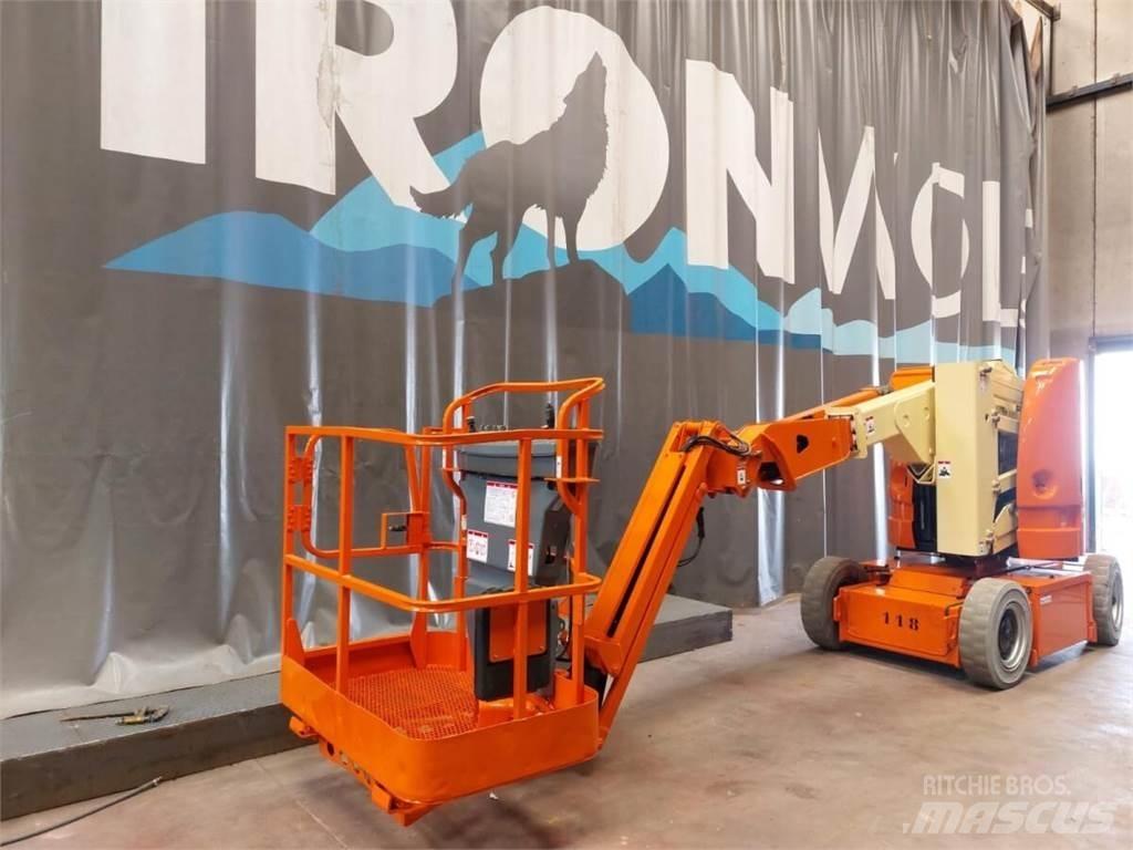 JLG E300AJP Leddede bomlifter