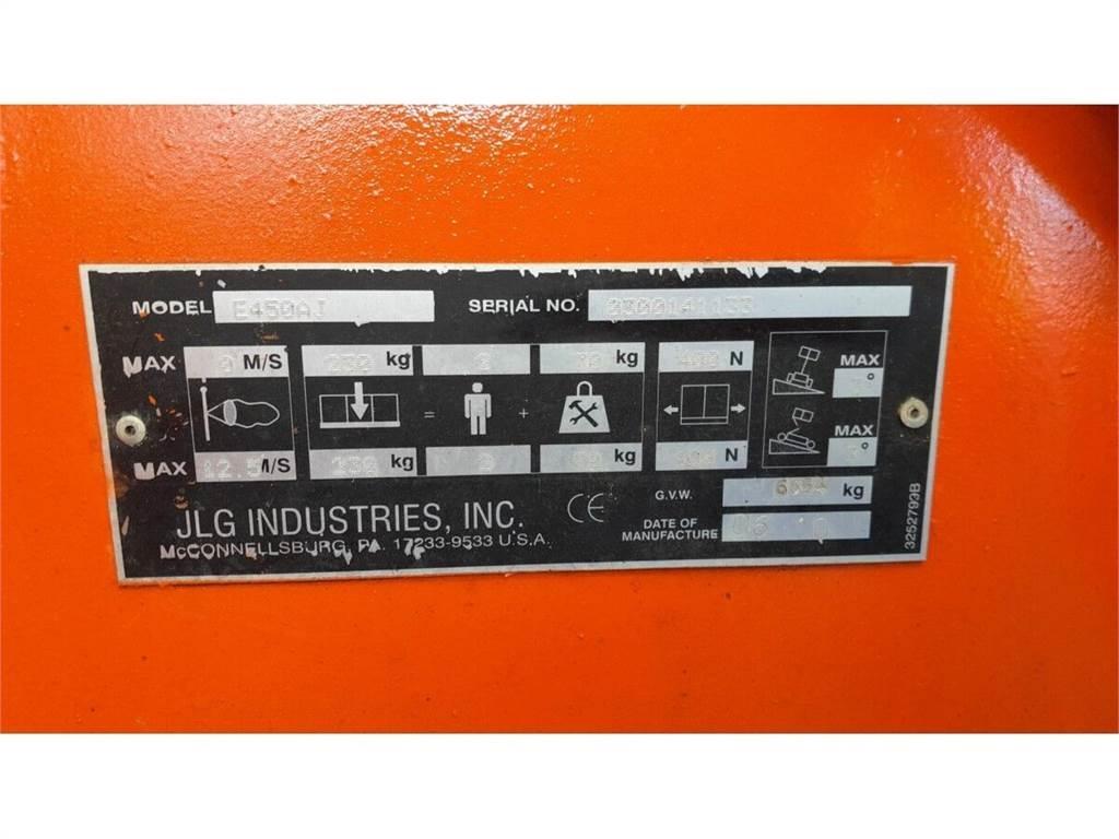 JLG E450AJ Leddede bomlifter