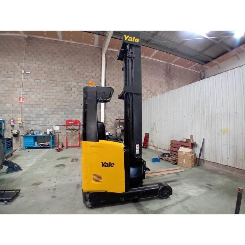 Yale MR14 Skyvemasttruck