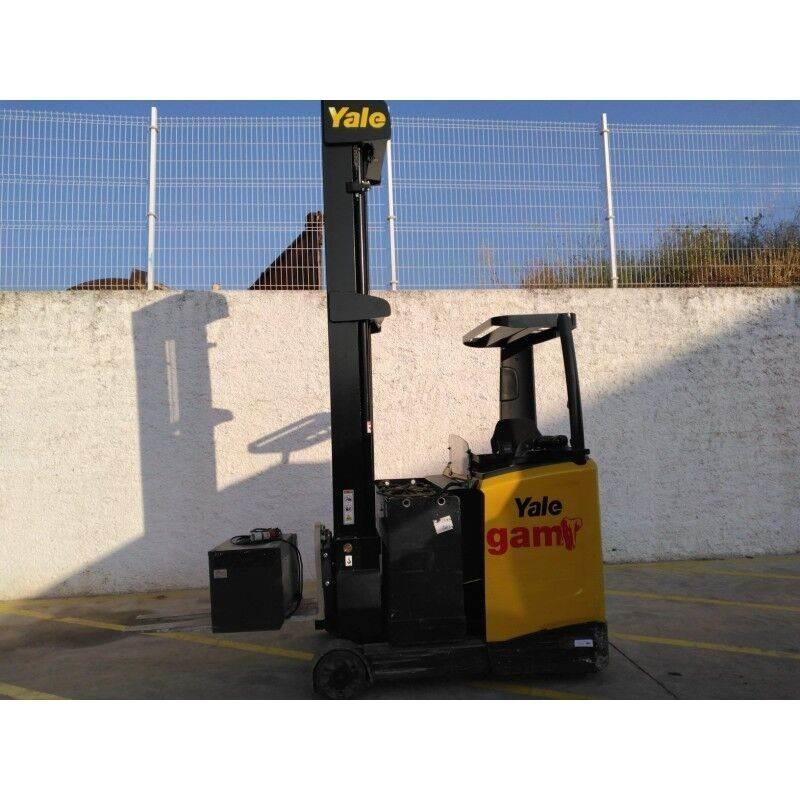 Yale MR14 Skyvemasttruck