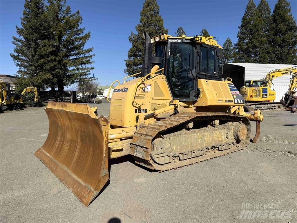 Komatsu D61EXi-24 Dozere Beltegående