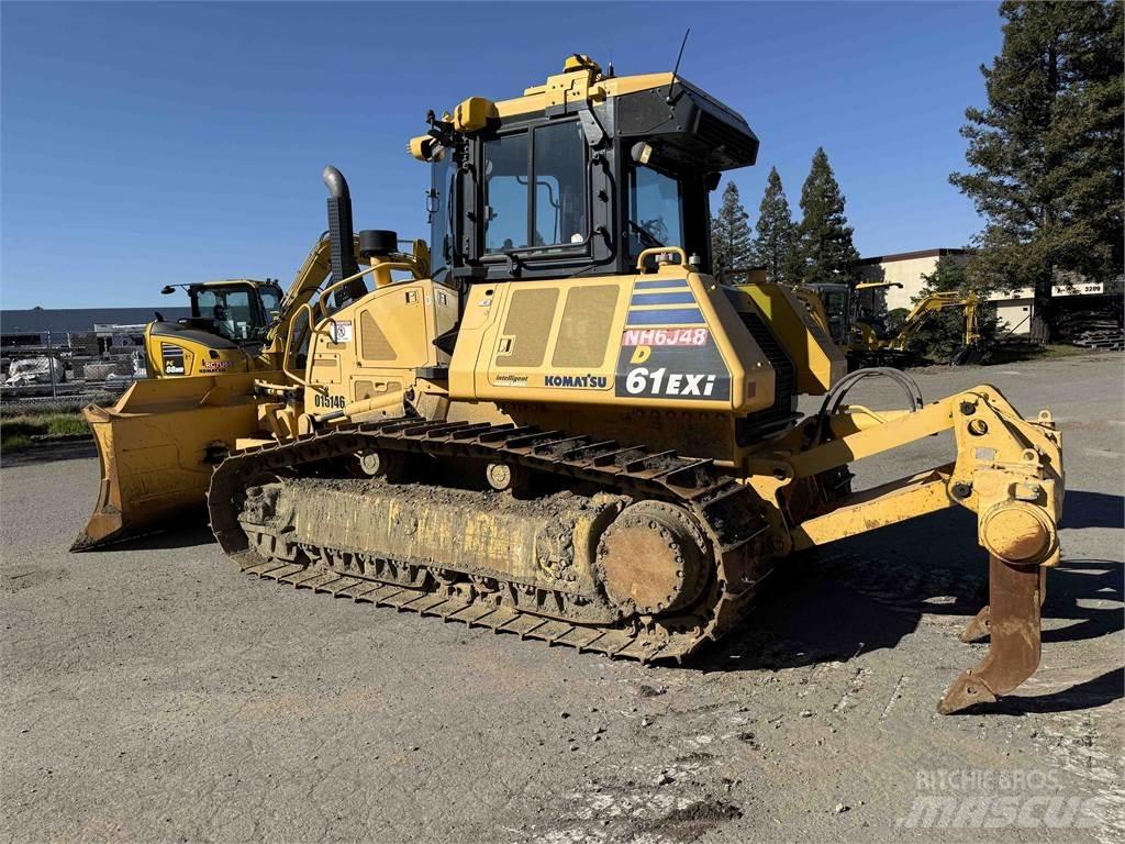 Komatsu D61EXi-24 Dozere Beltegående
