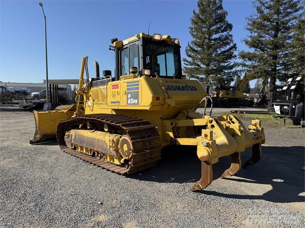 Komatsu D65PX-18 Dozere Beltegående