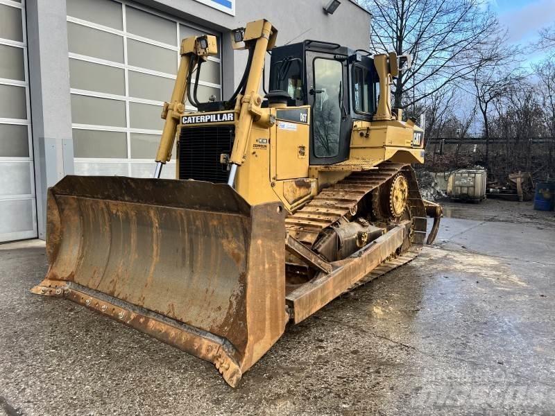 CAT D 6 T Dozere Beltegående