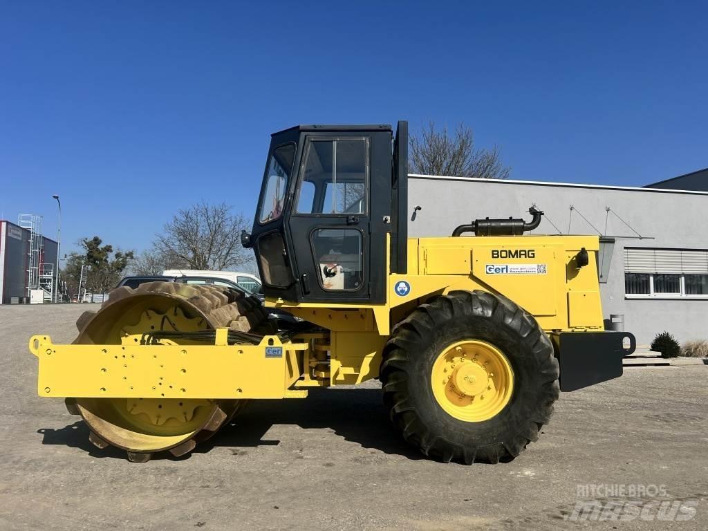 JCB Vibromax W 1402 PD Valsetog