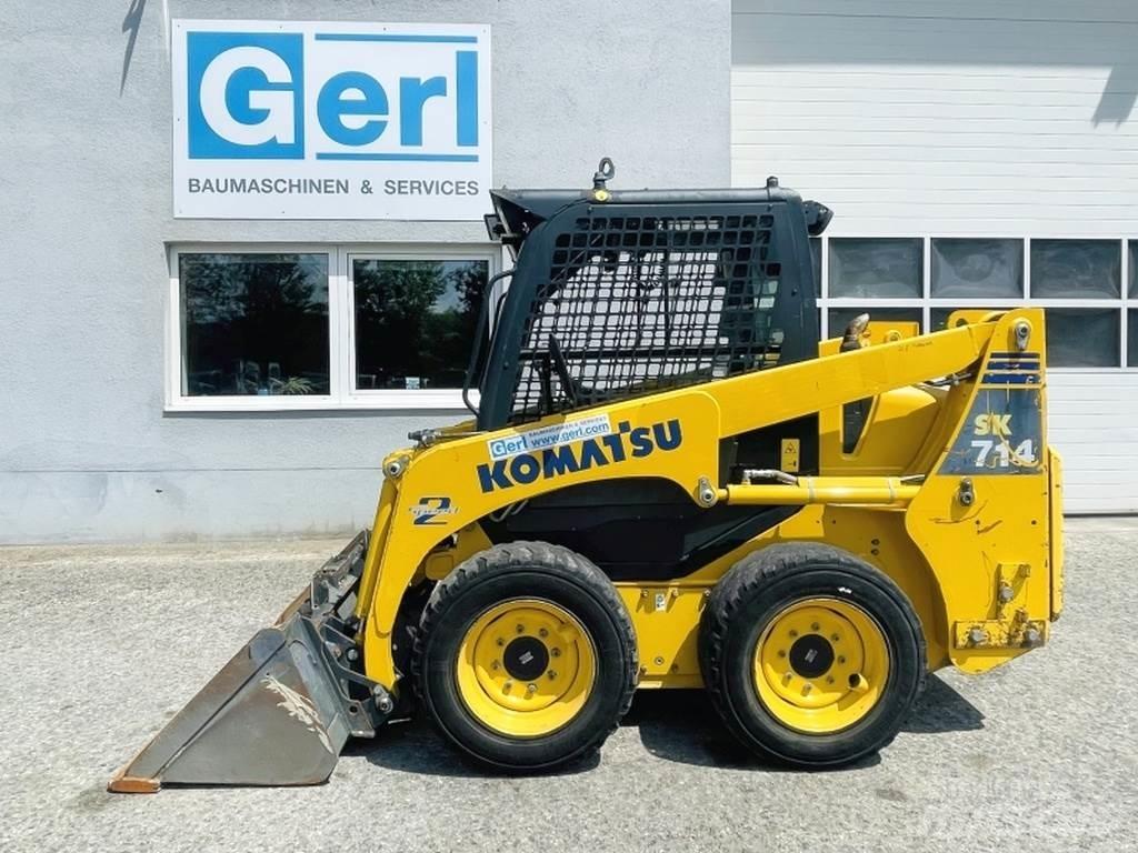 Komatsu SK714 Kompaktlastere