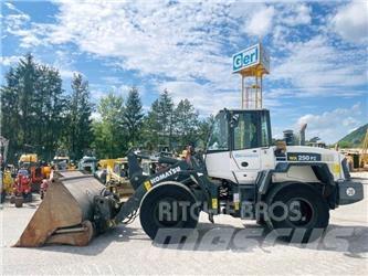 Komatsu WA250PZ-6 Hjullastere