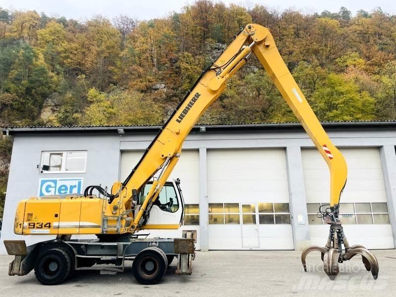 Liebherr A934C Gravemaskiner for avfallshåndtering