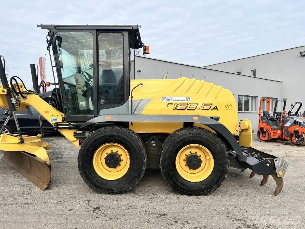 New Holland F 156.6 A Veihøvler