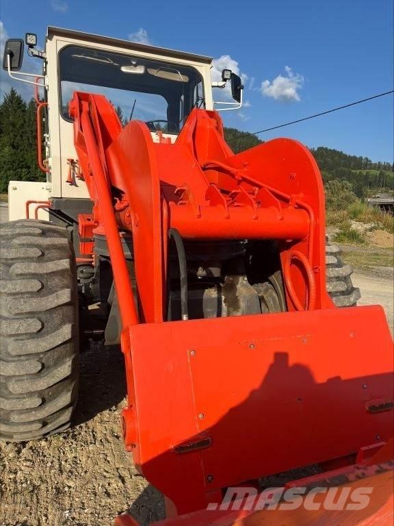 Sandvik Tross 130 Hjullastere