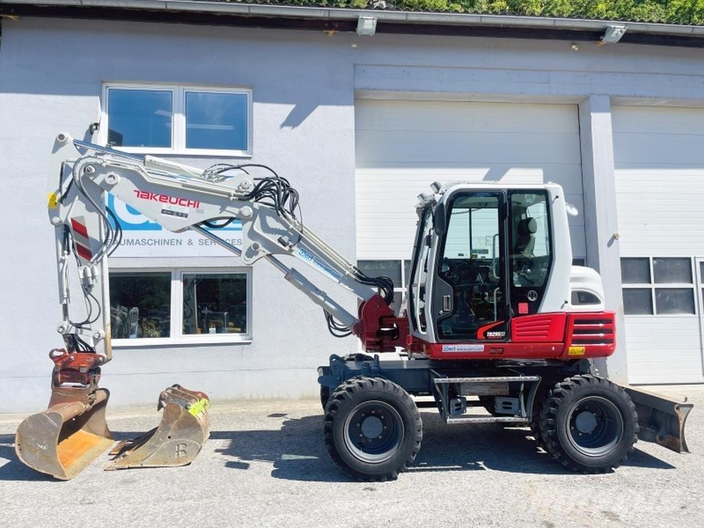 Takeuchi TB295W Hjulgravere
