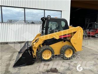 CAT 236D Minilastere