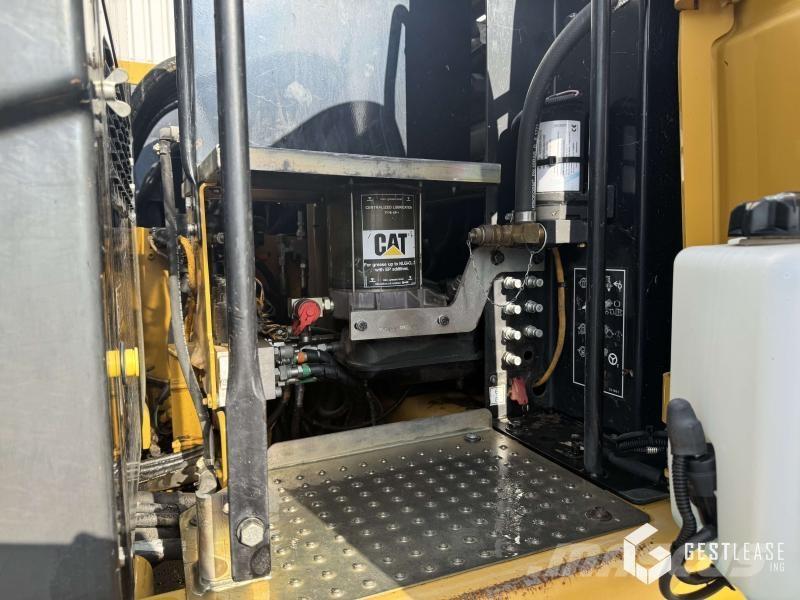 CAT M313D Hjulgravere