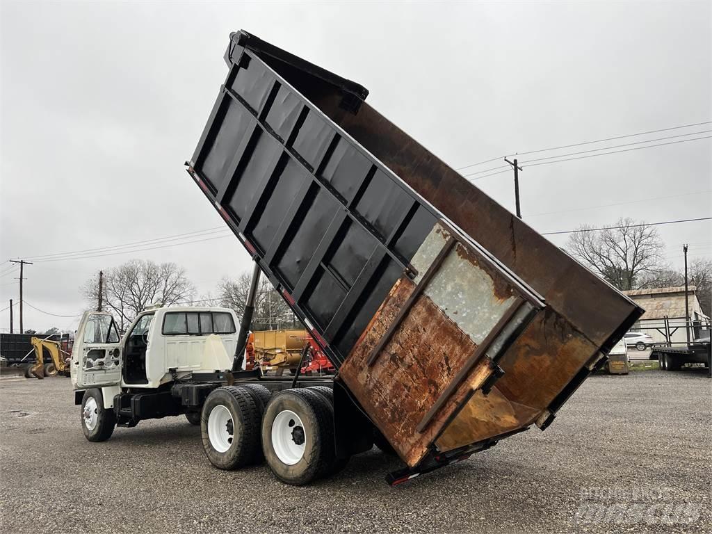 Ford FT900 Tippbil