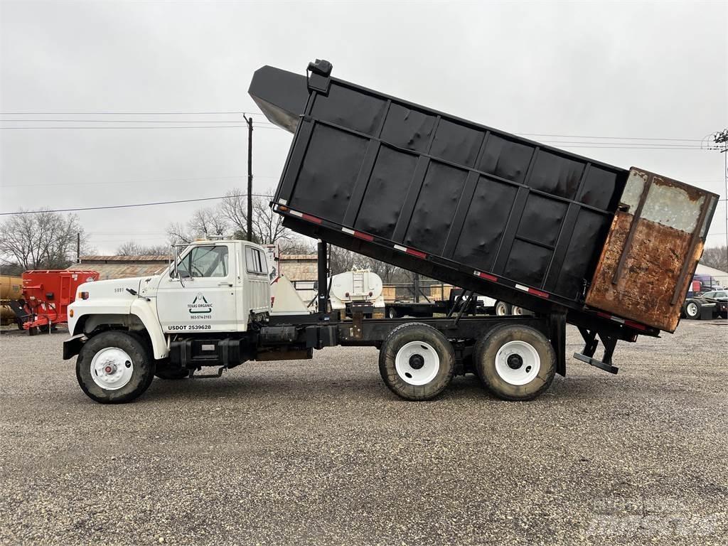 Ford FT900 Tippbil
