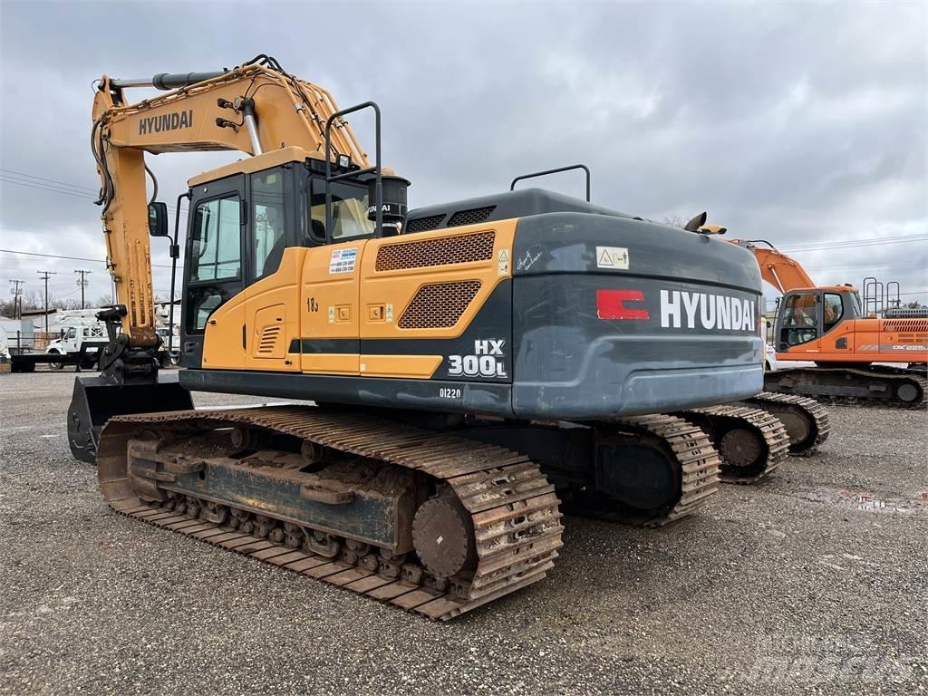 Hyundai HX300L Beltegraver