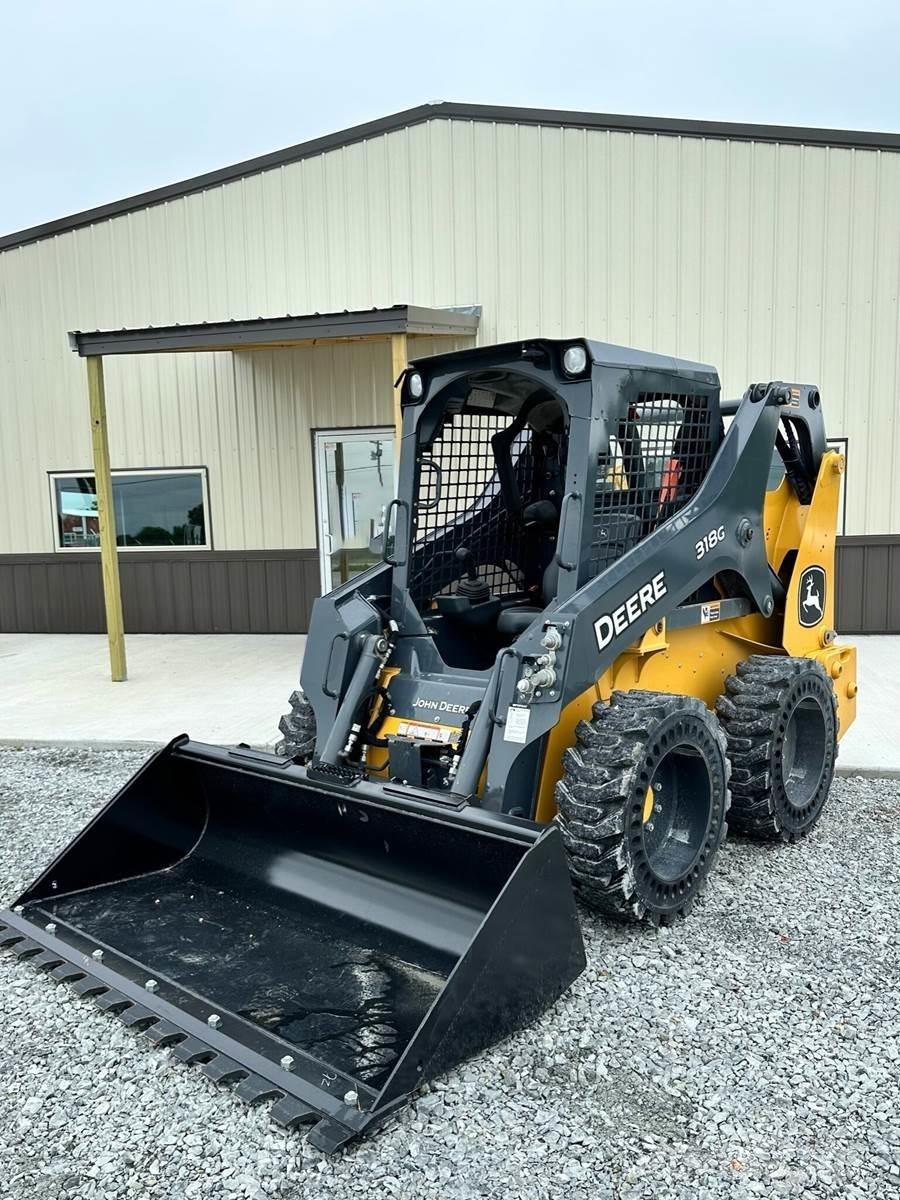 John Deere 318G Kompaktlastere