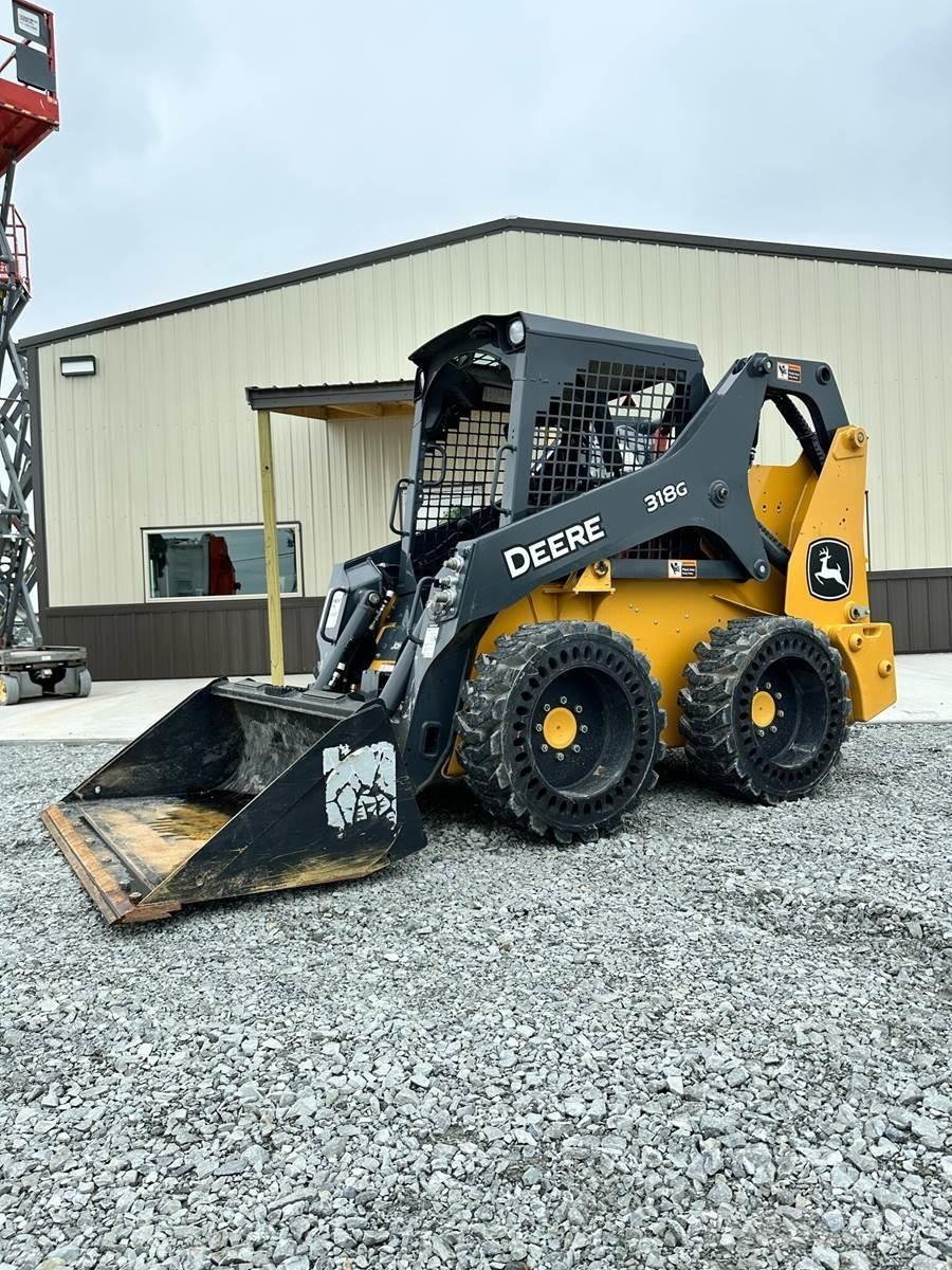 John Deere 318G Kompaktlastere