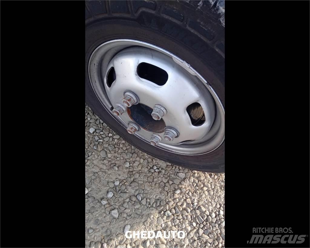 Iveco 35C16 Lette lastebiler