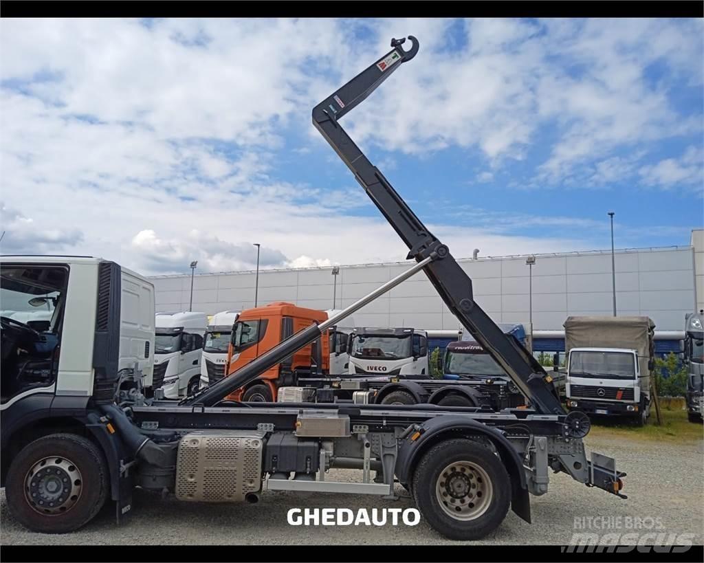 Iveco AD190S31 Skapbiler
