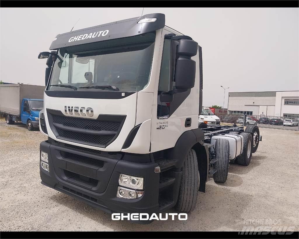 Iveco AD440S42 Skapbiler