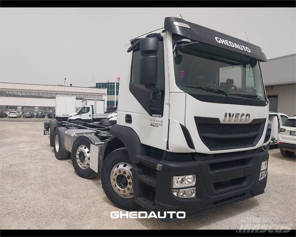 Iveco AD440S42 Skapbiler
