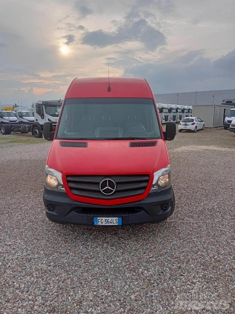 Mercedes-Benz SPINTER Lette lastebiler