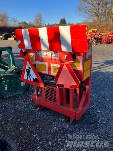 Dücker  Kantklipper