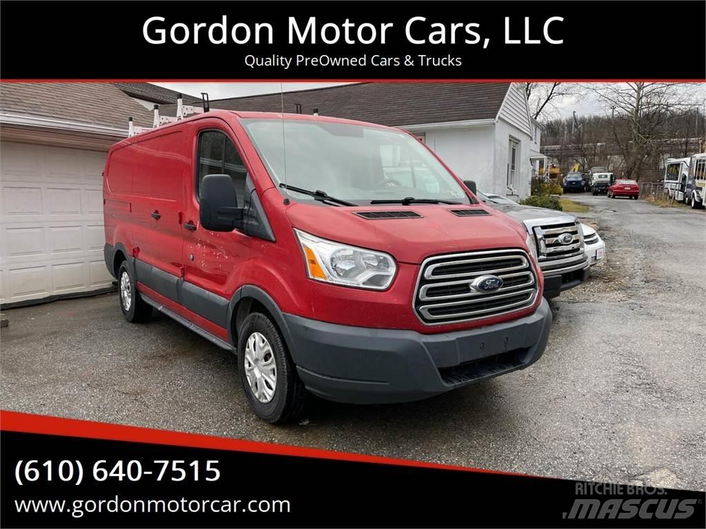 Ford Transit Lette lastebiler