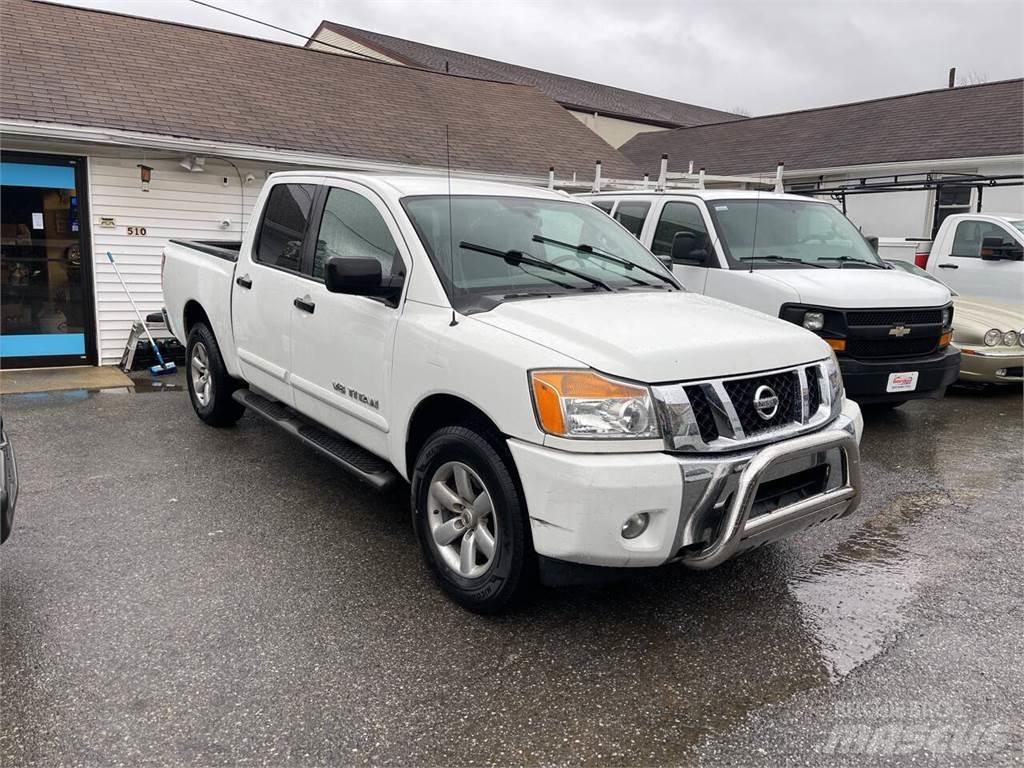 Nissan Titan Pickup/planbiler