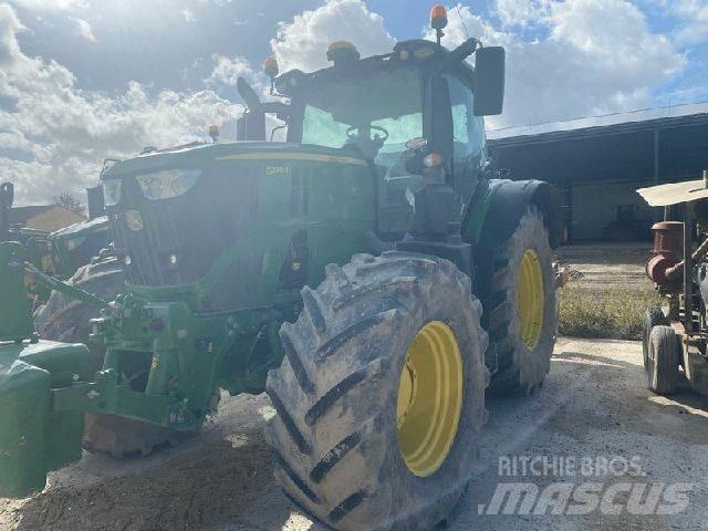 John Deere 6230R Traktorer