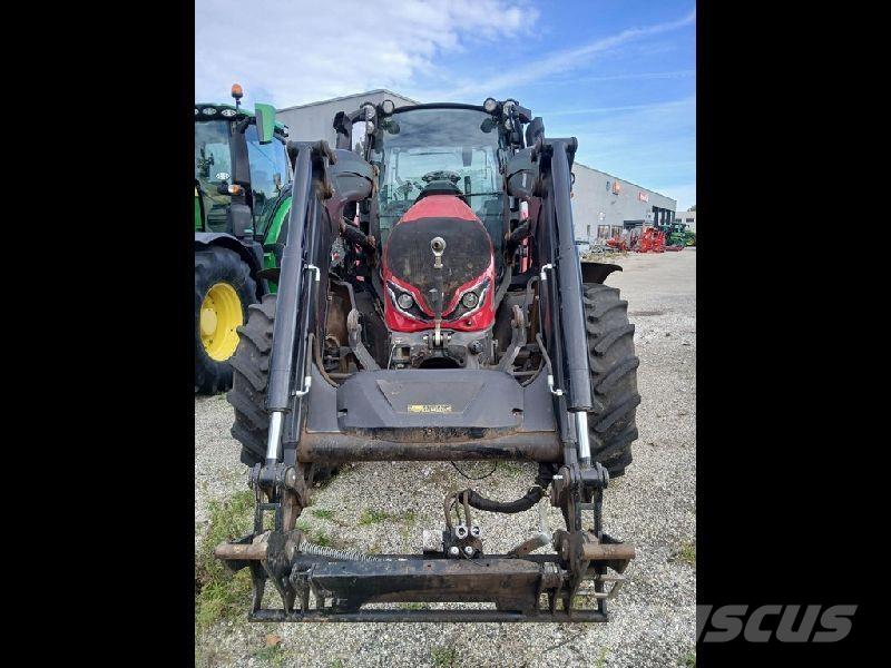 Valtra G115 Traktorer