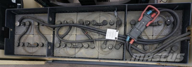 Hubtex S40E Sidelaster