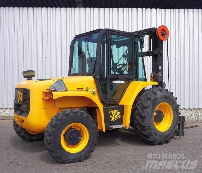 JCB 940-4 Terrenggående gaffeltruck