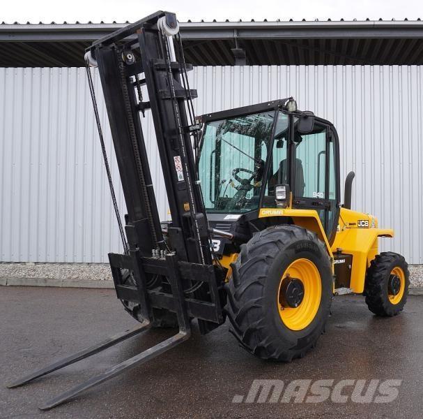 JCB 940-4 Terrenggående gaffeltruck