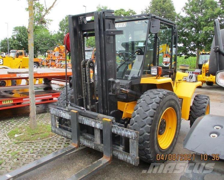 JCB 940-4 Terrenggående gaffeltruck