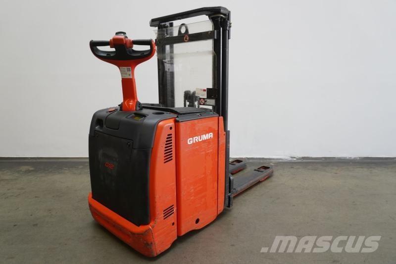 Linde D 12 133 Stablere