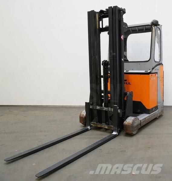 Still FM-X14 Skyvemasttruck