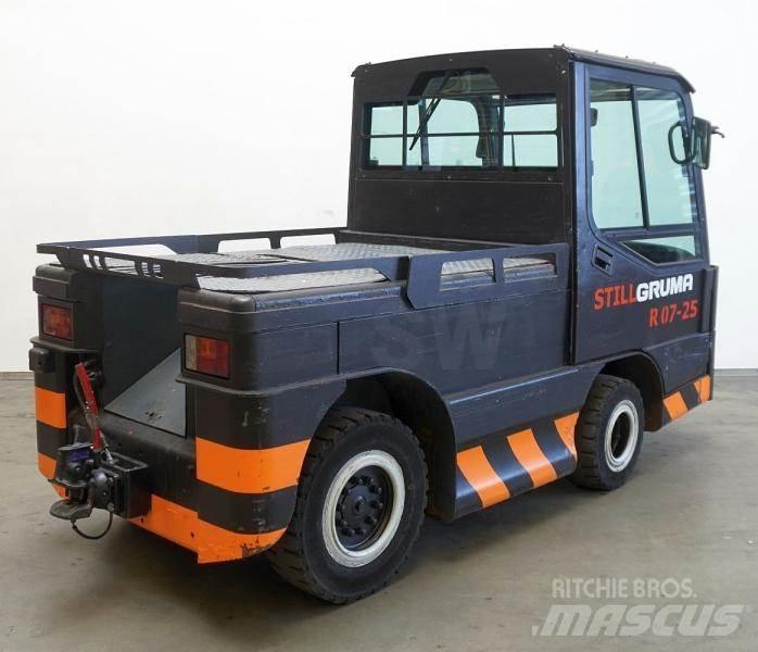 Still R07-25 Tauetraktor