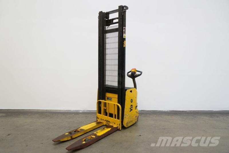 Yale MS12AC Stablere