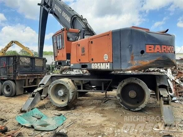 Barko 695MH Gravemaskiner for avfallshåndtering