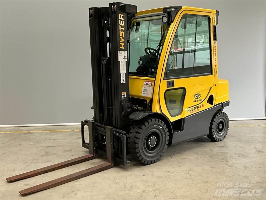 Hyster H2.5FTD Diesel Trucker