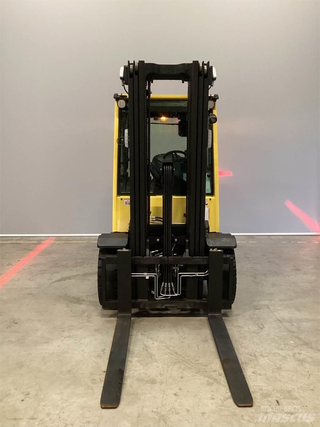 Hyster H3.5A Diesel Trucker