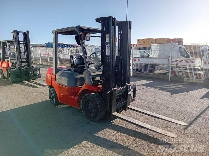 Toyota FD25 Gaffeltrucker - Annet